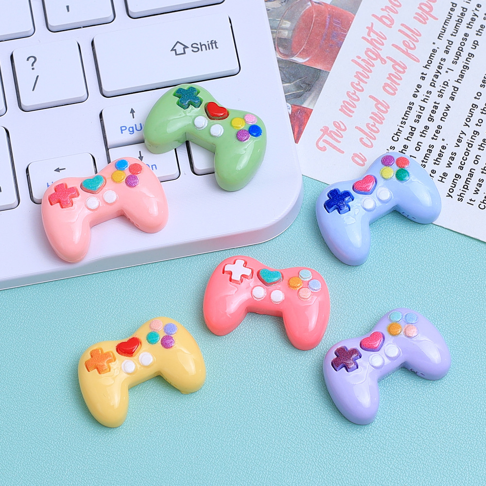 5개 컬러 게임 콘솔 게임패드 레진 참 장식품 (귀걸이 - Gaming Console Keychain 리뷰 및 가격